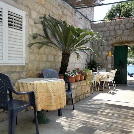 Double Mali 8997c Πανσιόν 3*