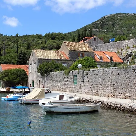 Double Mali 8997c Gostinjska kuća