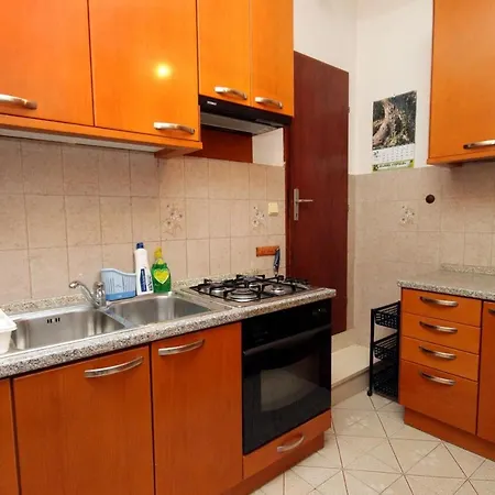 Gostinjska kuća Double Mali 8997c